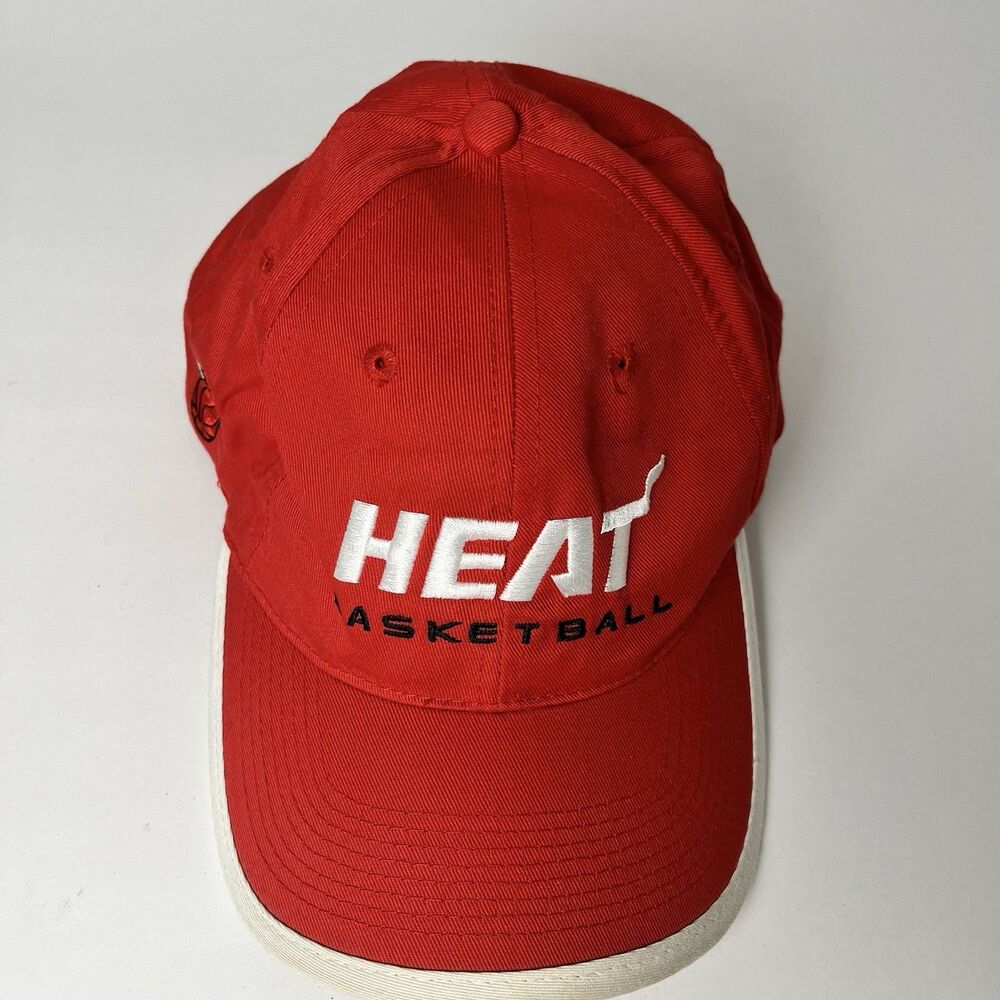 Vintage Y2K Miami Heat Hat Cap Strap Back Mens Red Embroidered Logo NBA